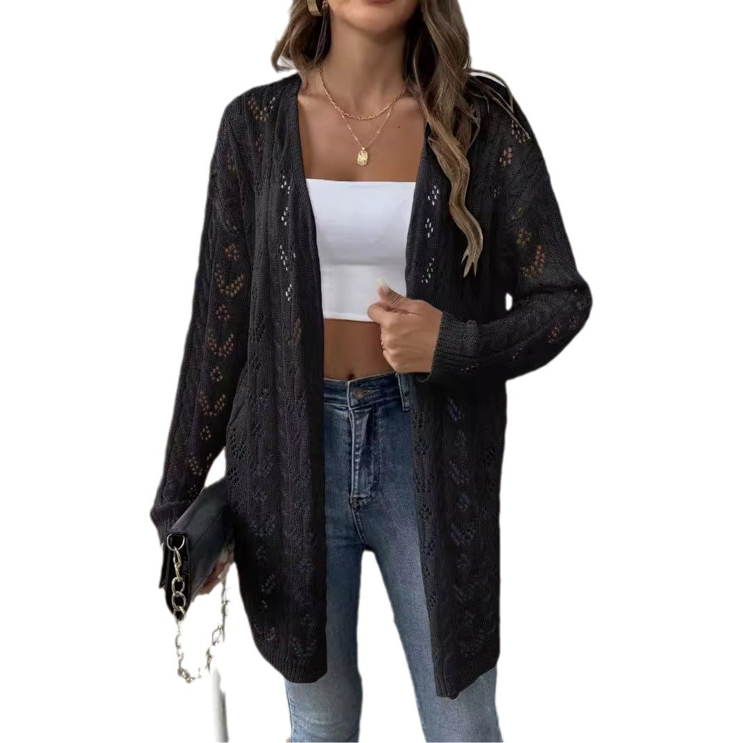 Moda donna: cardigan traforato oversize, ideale per primavera. Comodo, elegante, versatile.