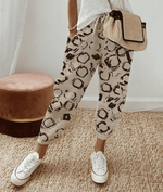 Beige con stampa di cerchi