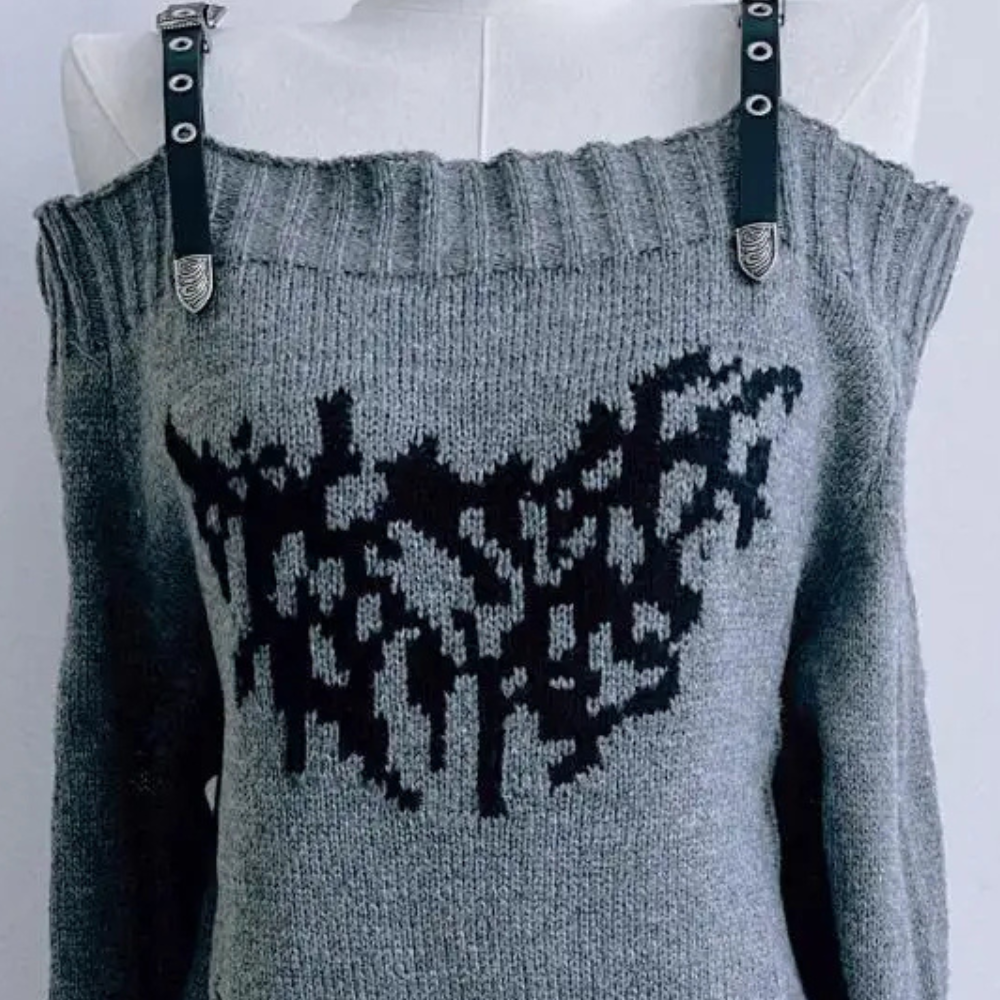 Maglione donna oversize lavorato a maglia, perfetto per look casual o chic invernali, garantisce versatilità.