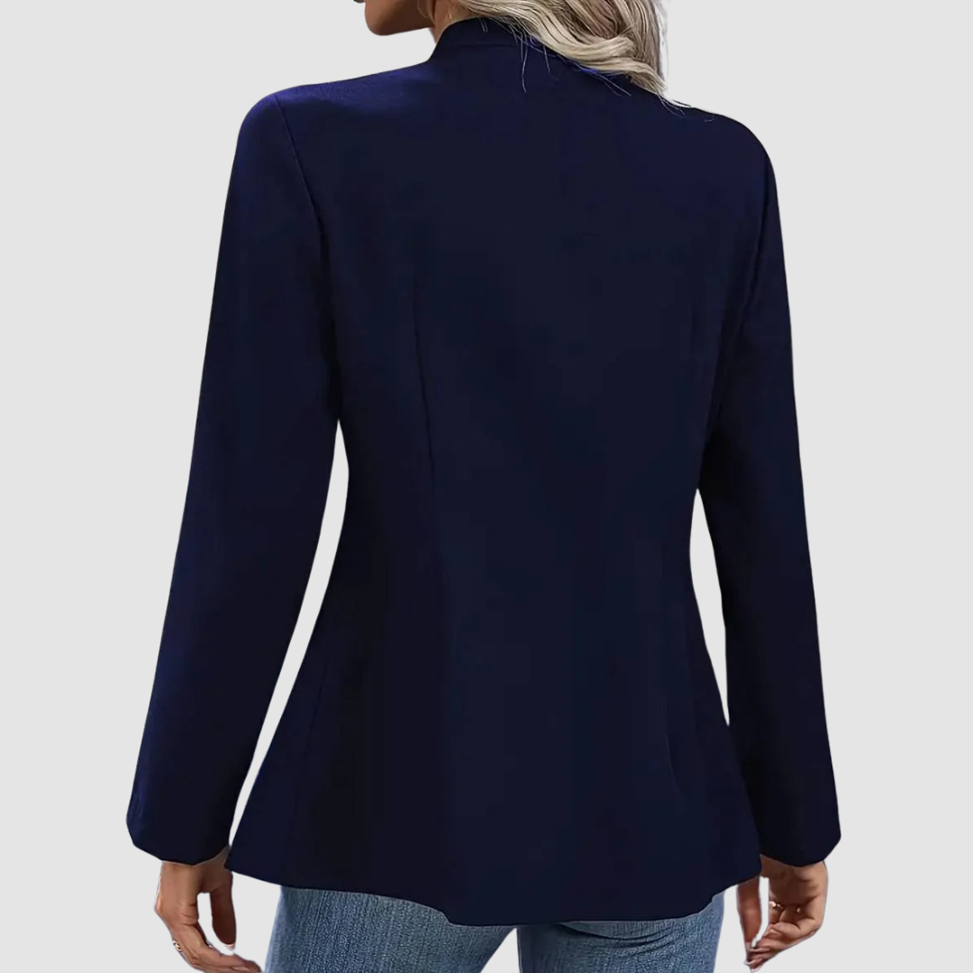 Giacca blazer donna blu navy strutturata, taglio sartoriale per un look professionale e chic.