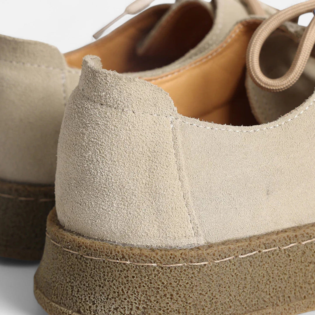 Scarpe Oxford uomo marroni, stringate ed eleganti. Calzature classiche con lacci e suola antiscivolo per comfort.