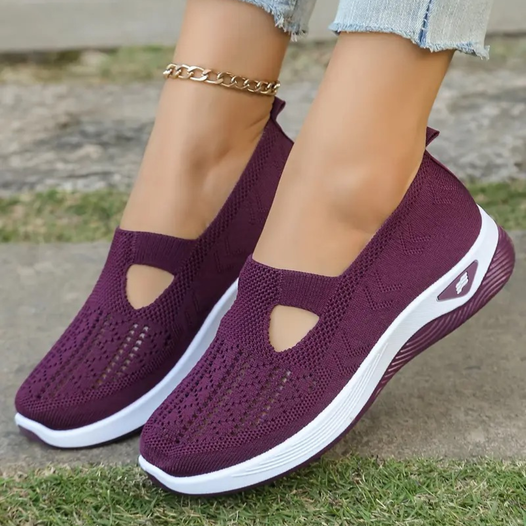 Scarpe da camminata donna slip-on con ammortizzazione superiore e design versatile per ogni outfit.