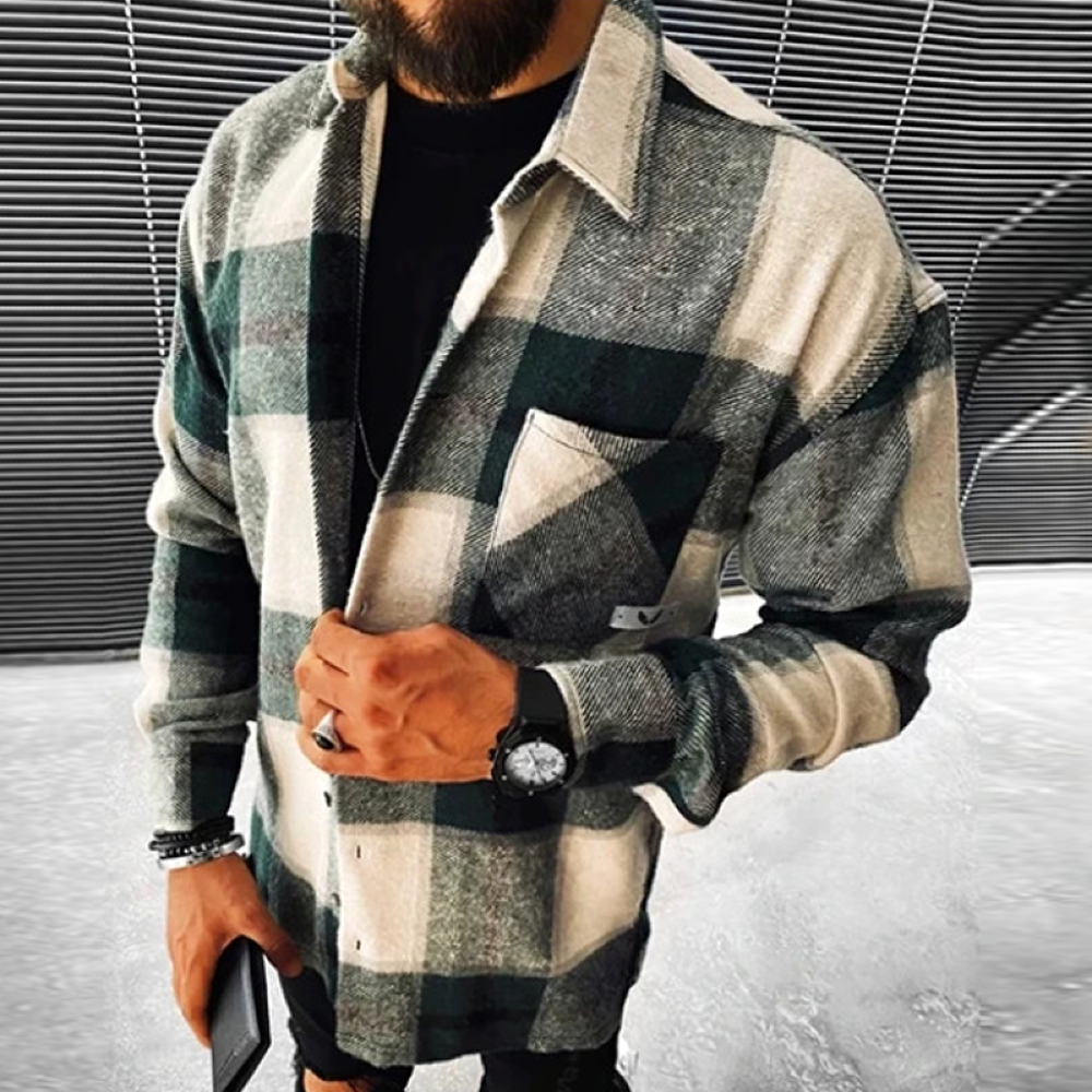 Camicia uomo maniche lunghe, vestibilità regolare. Massima comodità e stile casual per abbigliamento maschile.