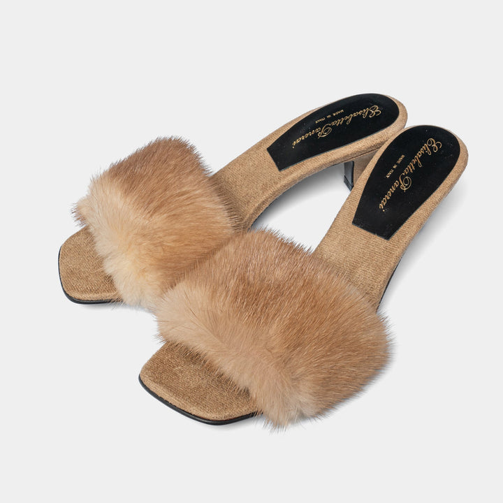 Calzature moda italiana: sandali da donna Portofino cammello con tacco elegante. Ideali per look estivi e serate.