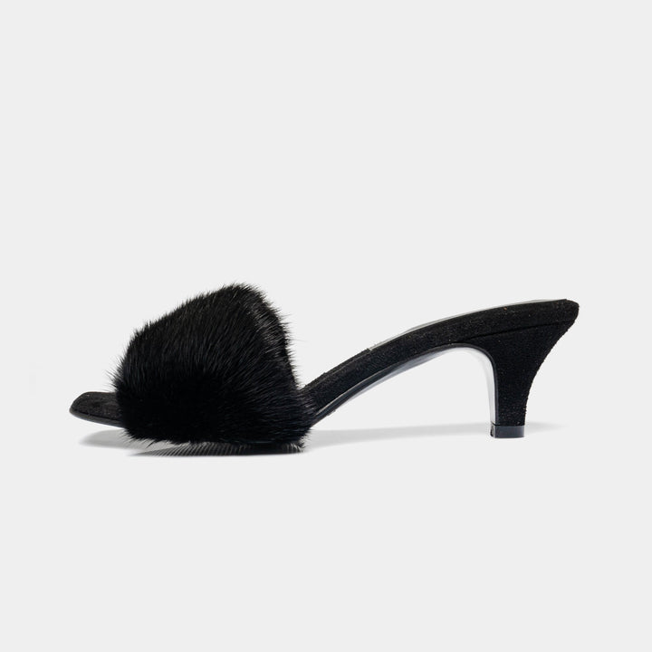 Sandalo donna Portofino nero con tacco medio, elegante e versatile, perfetto per serate estive e occasioni speciali.