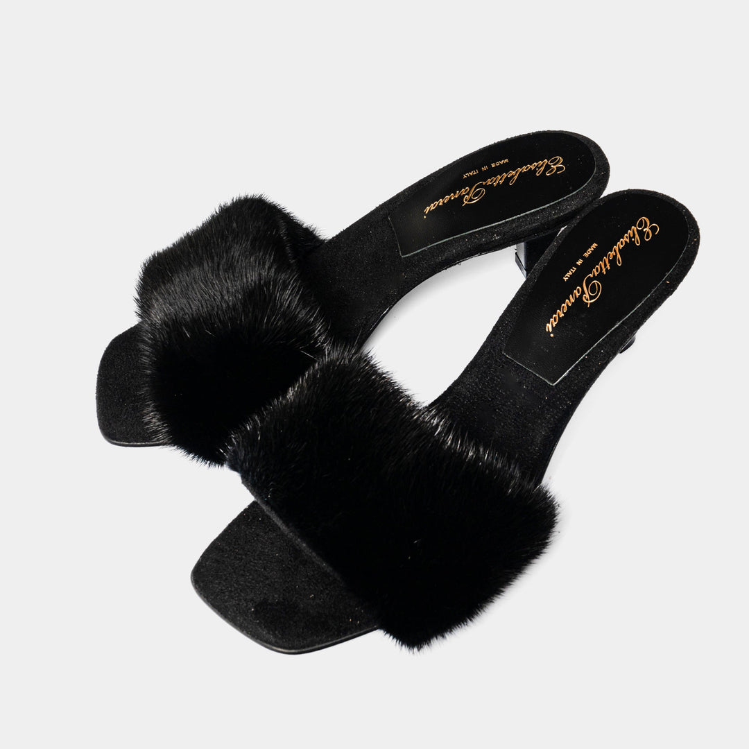 Sandali donna Portofino artigianali neri, con tacco confortevole e design italiano per un'eleganza che dura tutto il giorno.