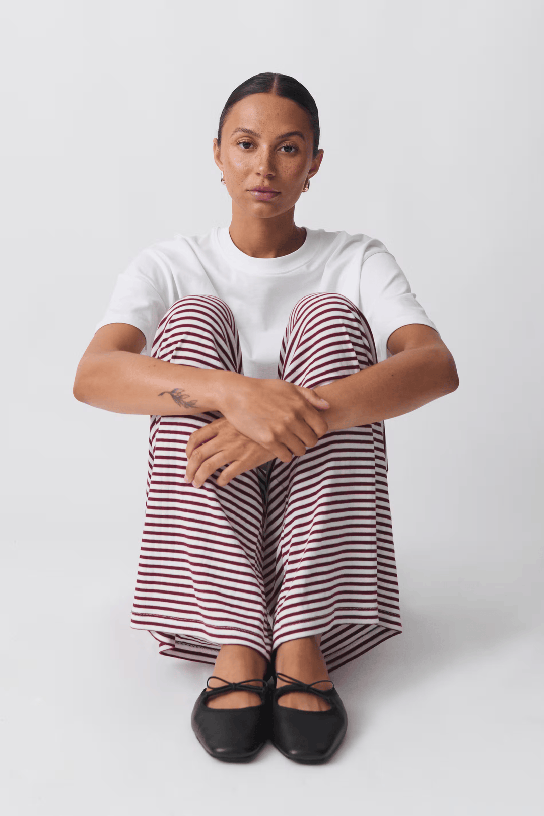 Pantaloni da donna a righe per il relax, con vita elastica e coulisse regolabile, super comodi.