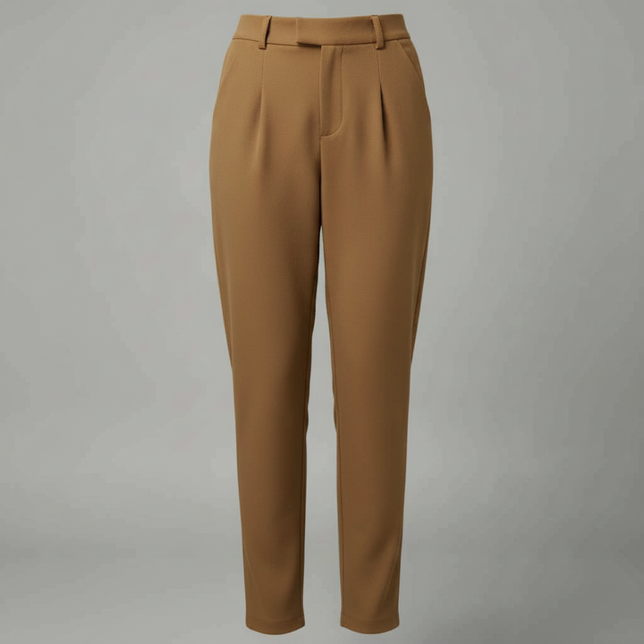 Vista posteriore pantaloni eleganti donna: vita alta, gamba dritta. Design classico e versatile per ogni figura.