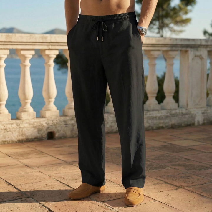 Pantaloni uomo leggeri e traspiranti, ideali per il comfort quotidiano e uno stile casual elegante con coulisse.