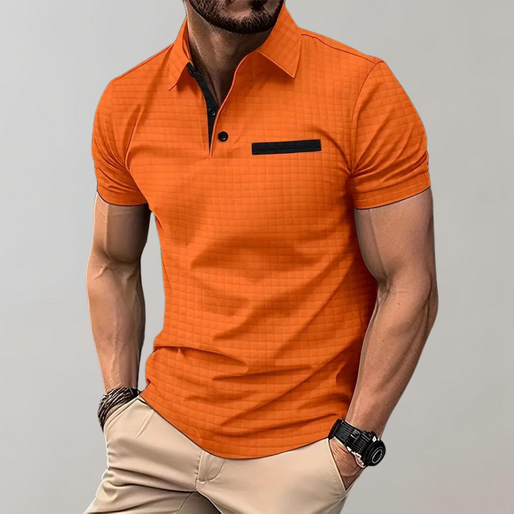 Polo uomo estiva traspirante in colori classici, perfetta per un comfort elegante nel quotidiano.