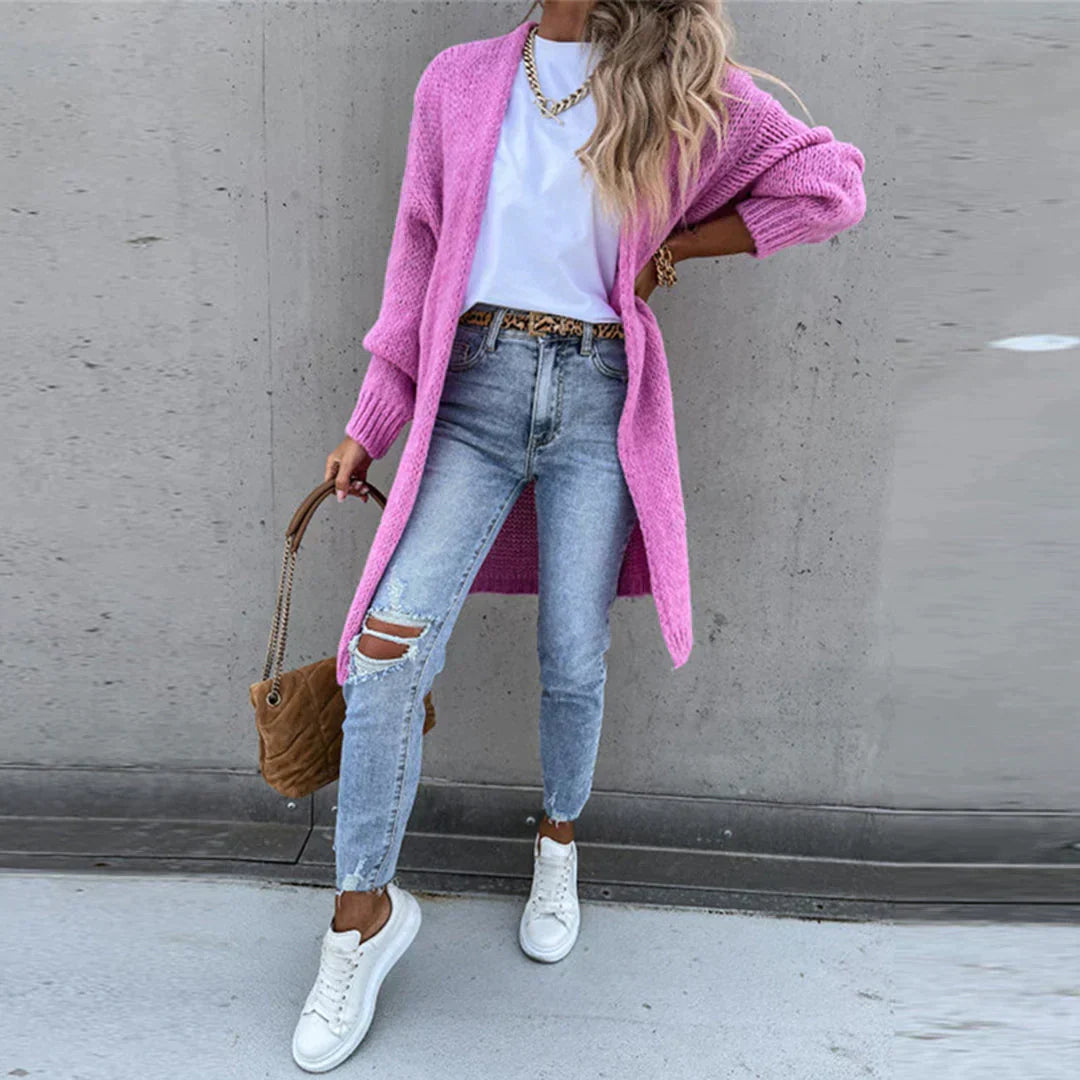 Kimono cardigan lungo, comodo e avvolgente per le giornate fredde.