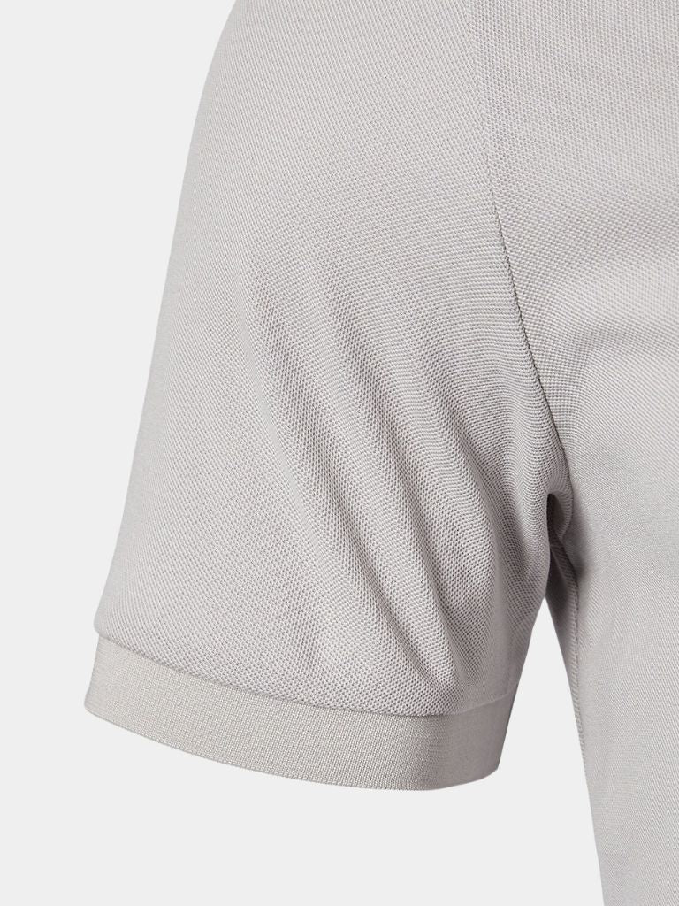 Polo uomo elegante smart casual, manica corta, con colletto a contrasto. Per un outfit moda uomo.