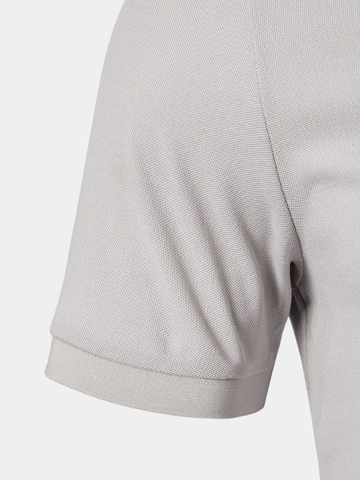 Polo uomo elegante smart casual, manica corta, con colletto a contrasto. Per un outfit moda uomo.