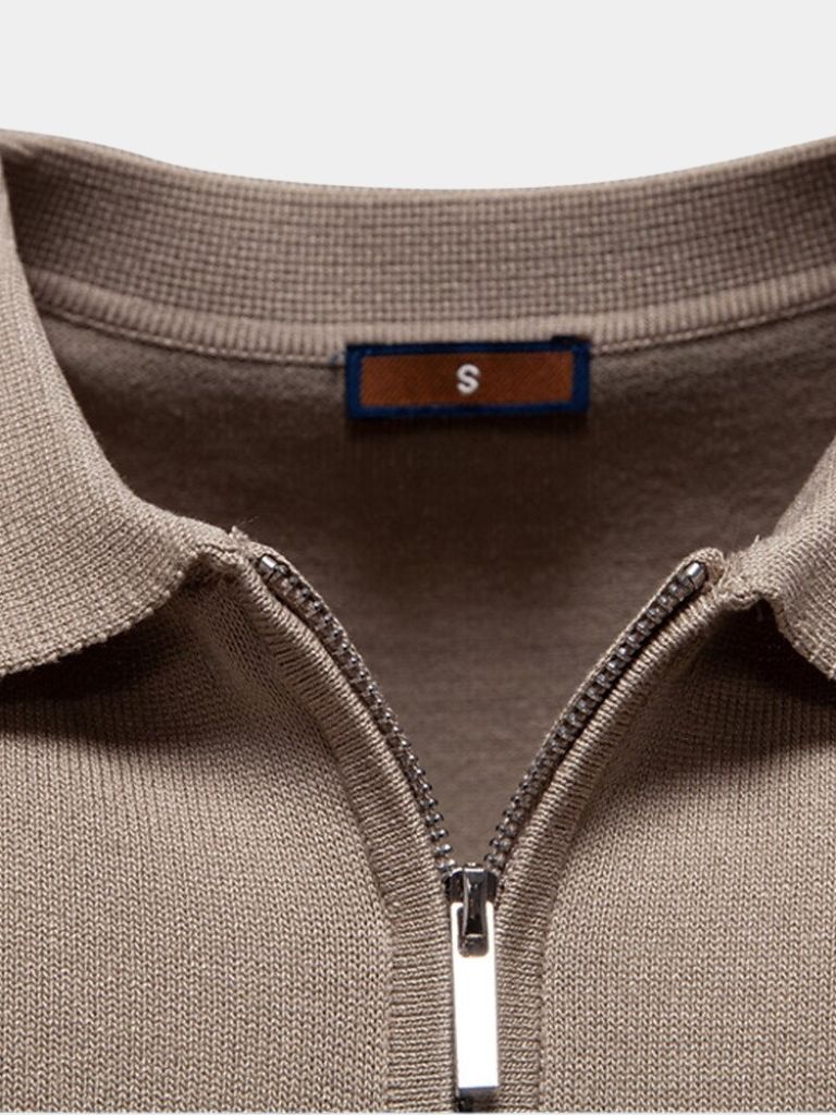 Polo uomo a righe e zip, abbigliamento maschile smart casual, moda estiva, slim fit.
