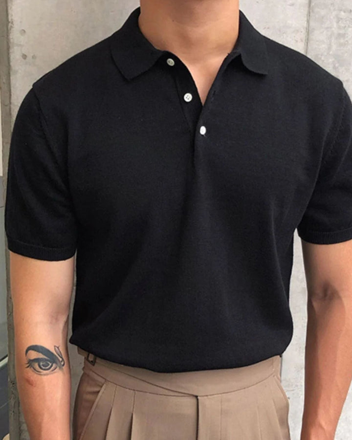 Maglia polo uomo slim fit, per un comfort e uno stile elegante e casual nell'abbigliamento maschile.
