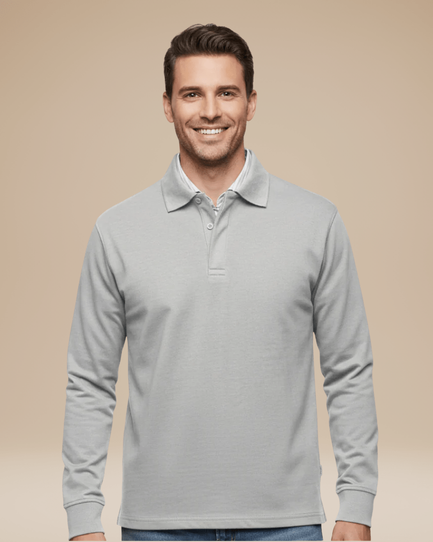 Polo uomo a maniche lunghe in cotone, offre comfort e stile versatile.