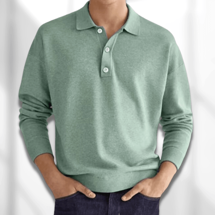 Polo uomo a maniche lunghe verde chiaro, ideale per look casual eleganti e comfort quotidiano.