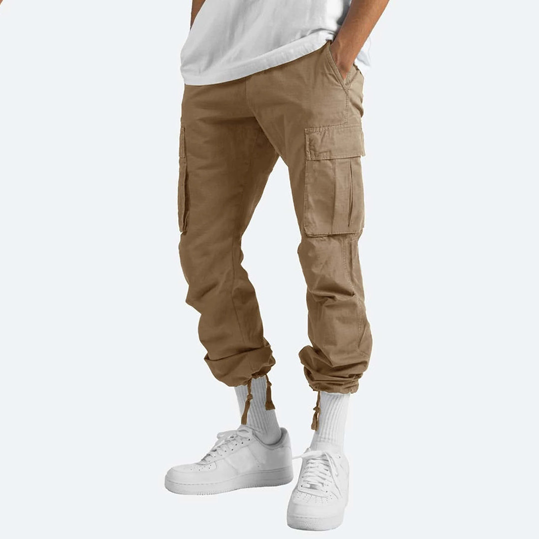 Pantaloni cargo uomo versatili, perfetti per look casual, outdoor o urbano in autunno e primavera.