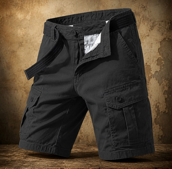 Pantaloncini cargo uomo in tessuto resistente, ottimi per avventure all'aperto e relax estivo con stile.
