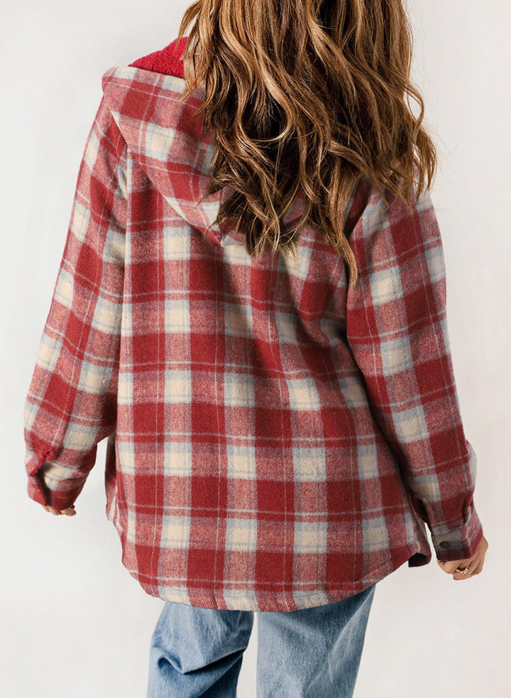 Look confortevole: giacca donna a quadri con cappuccio per l'autunno/inverno.