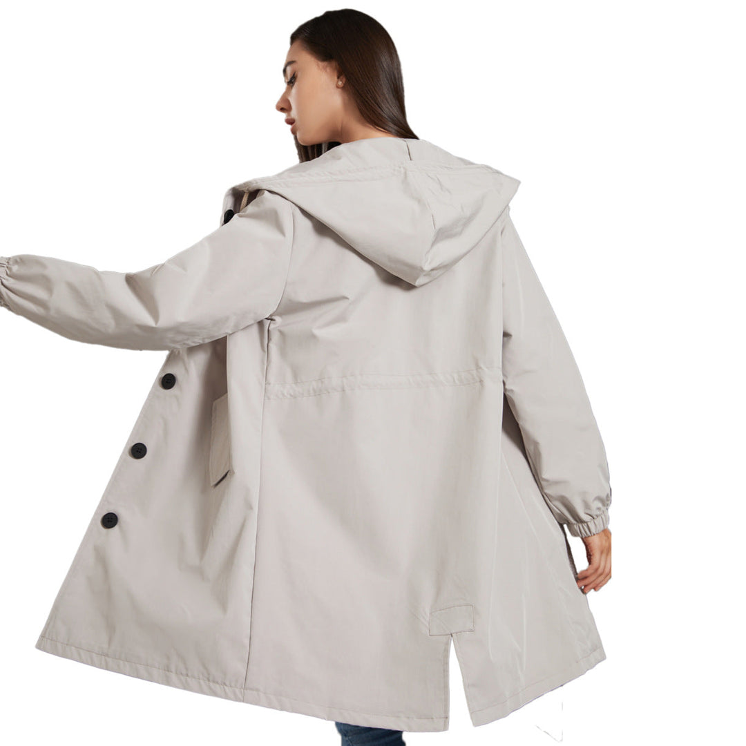 Elegante cappotto donna lungo con cappuccio, stile casual versatile per abbigliamento esterno invernale.