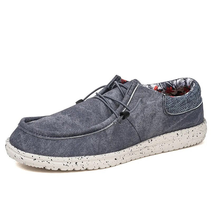 Mocassini uomo estivi, scarpe slip-on eleganti per ogni giorno. Offrono massimo comfort con suola flessibile e design raffinato.