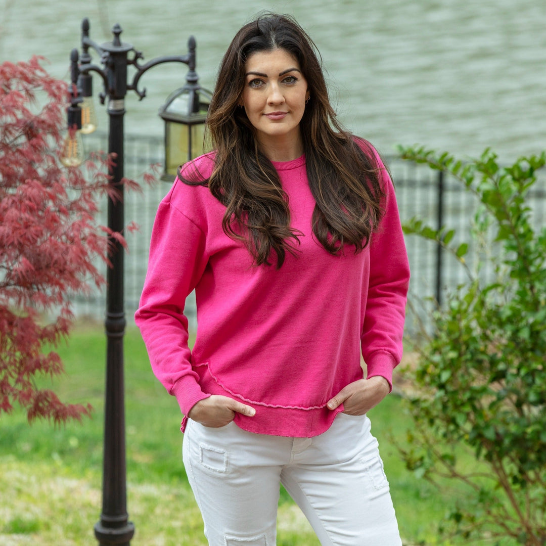 Poncho donna elegante melange con orlo asimmetrico, un capo versatile per look casual e di tendenza.