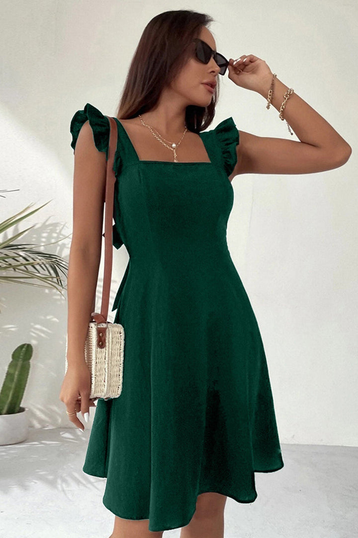 Abito mini leggero donna, scollo quadrato, laccetti e balze. Ideale come vestito estivo casual chic.