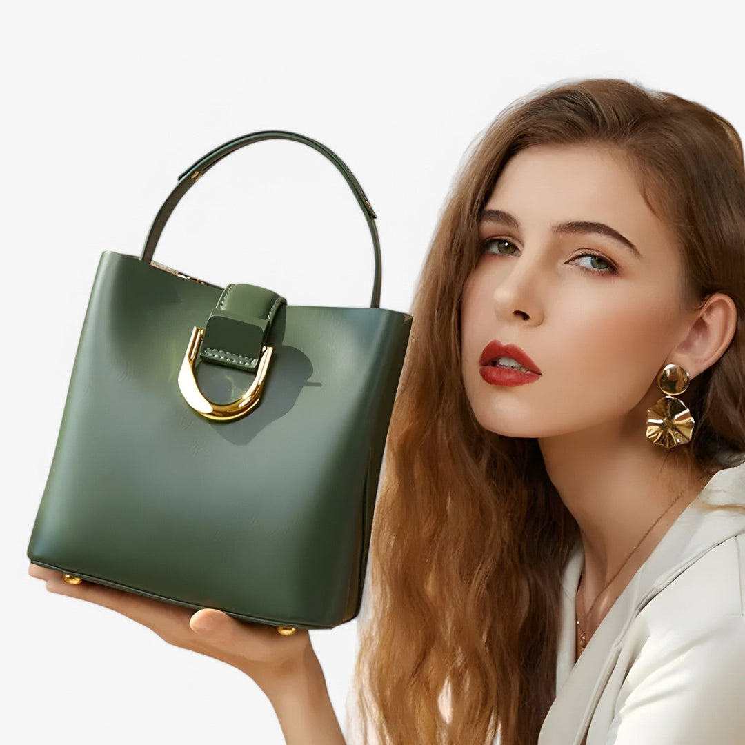 Borsa a secchiello da donna bianco sporco, accessorio elegante e pratico per ogni giorno.