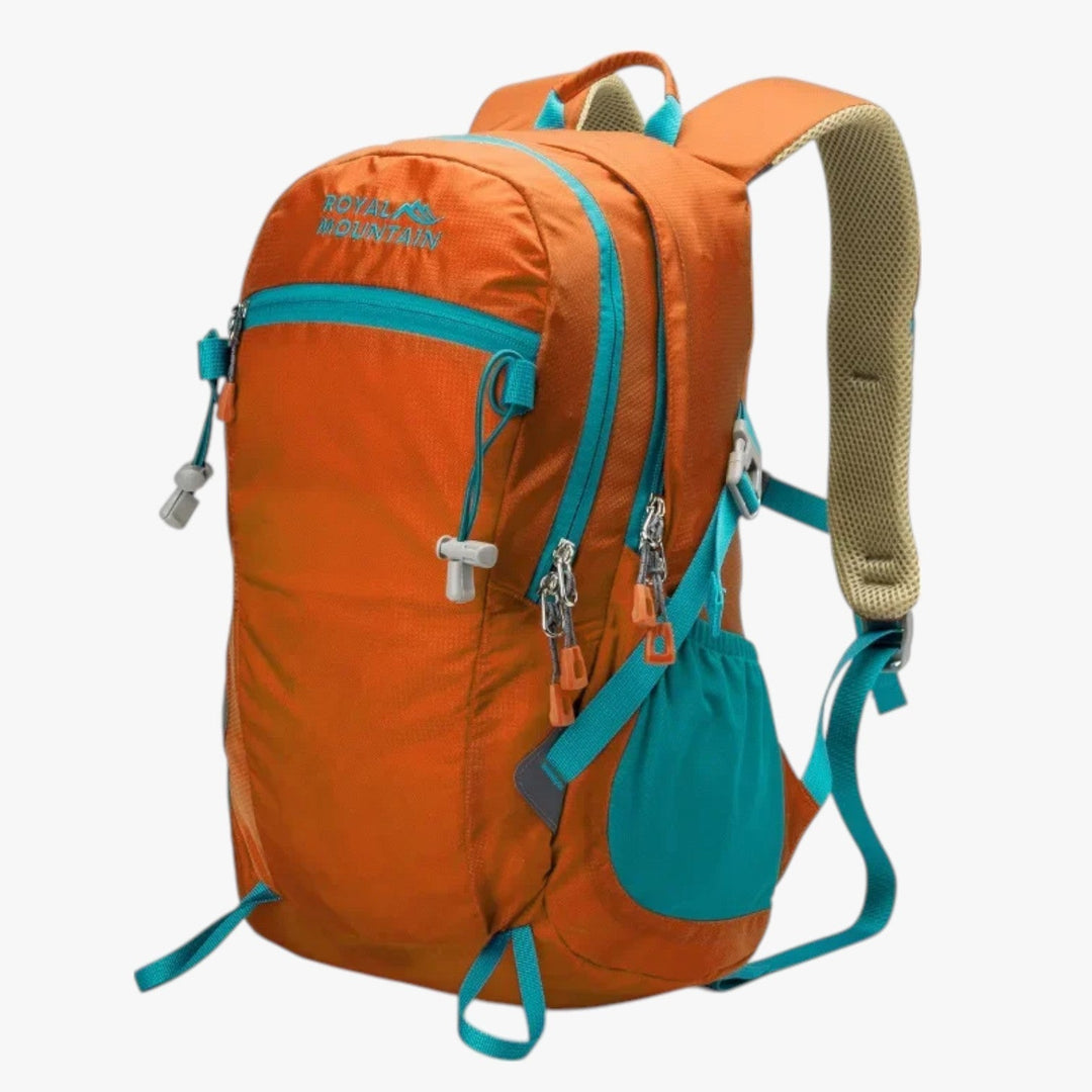 Zaino da trekking uomo con vano laptop imbottito aperto, sicuro per pc. Ideale per escursioni, studio e viaggi.