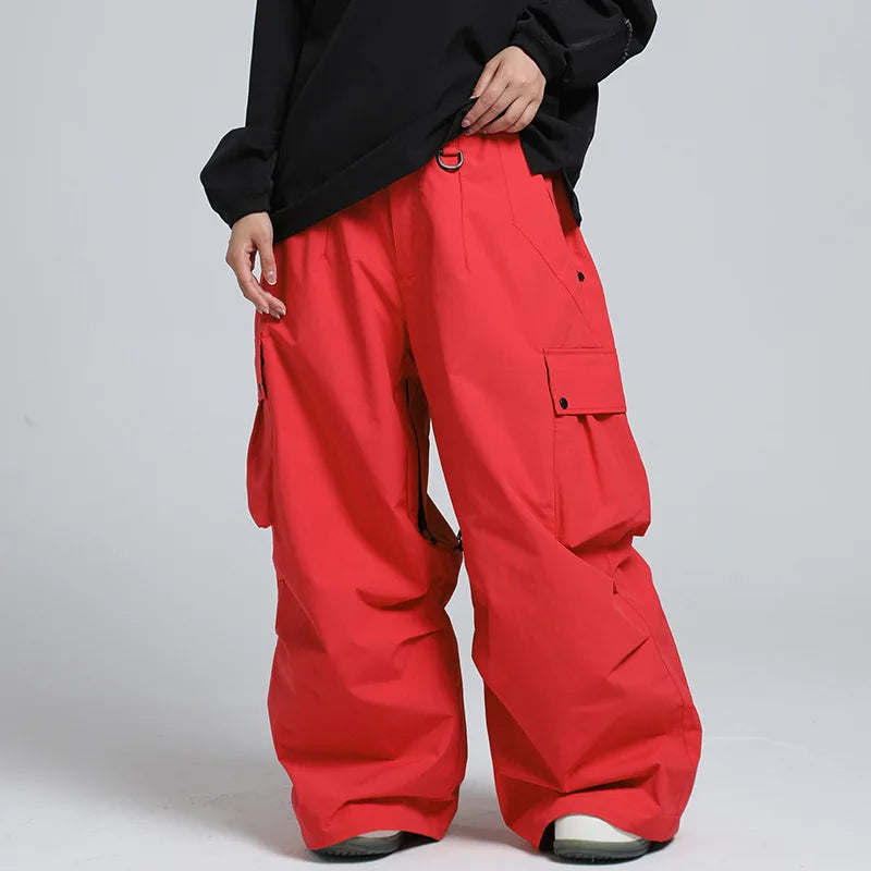 Pantaloni sci uomo traspiranti che mantengono il calore. Ideali per performance su snowboard e sci.