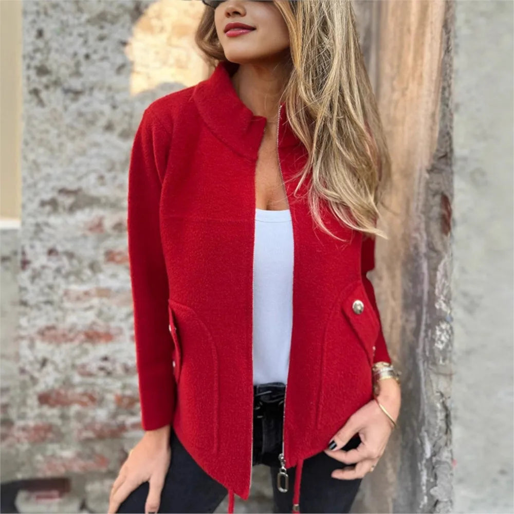 Capospalla donna invernale casual con cerniera, ideale per taglie forti e comfort contro il freddo.