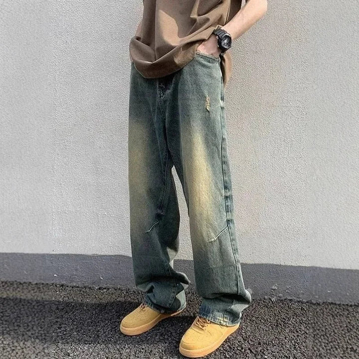 Pantaloni ampi da uomo in denim, jeans larghi e comodi per un outfit streetwear. Ideali per il tuo stile casual.