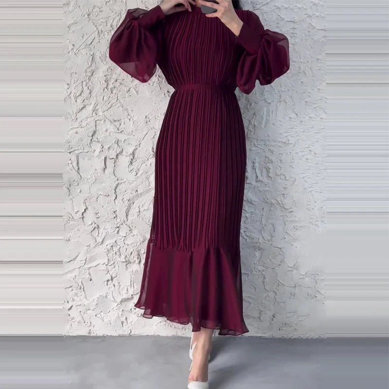 Vestito midi plissettato donna, elegante e versatile, perfetto per eventi speciali e serate chic. Nuova collezione.
