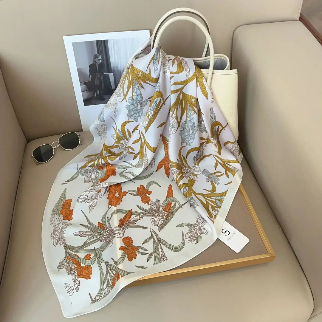 Sciarpa in raso, stampa vivace, foulard elegante e chic per donna.