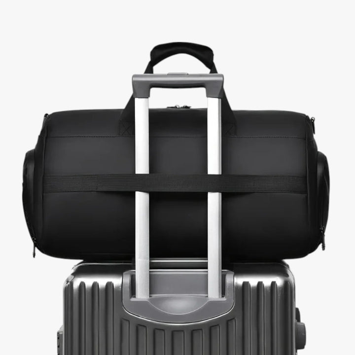 Borsone da viaggio e palestra in tessuto resistente, unisex, con pratica tracolla regolabile.