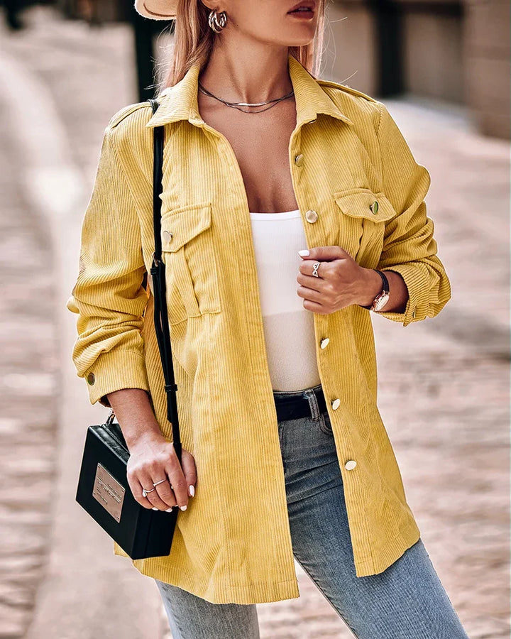 Giacca gialla donna, in velluto a coste, per un look casual-chic e versatile, ideale per la moda moderna.