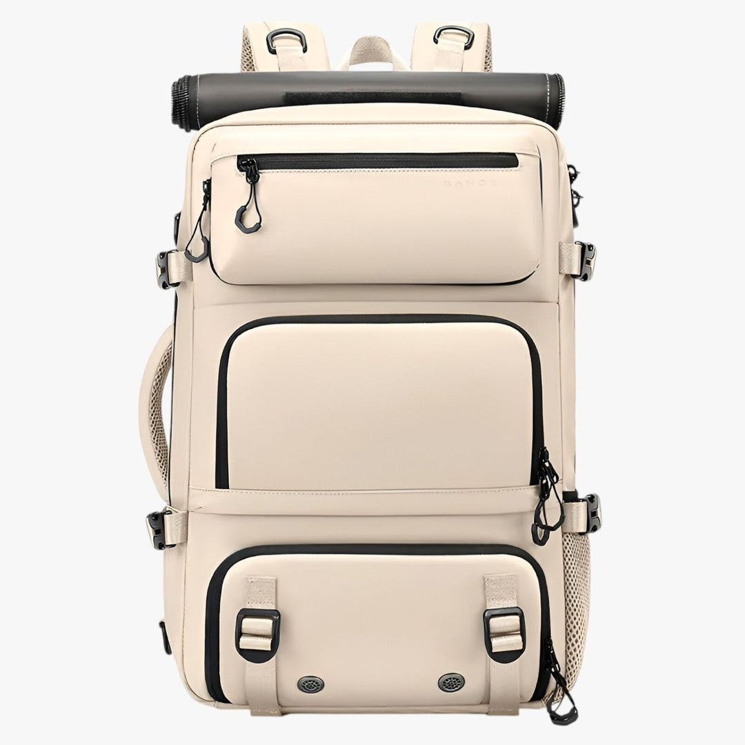 Zaino uomo multitasche blu, vista laterale. Robusto accessorio da viaggio e quotidiano con spallacci regolabili.