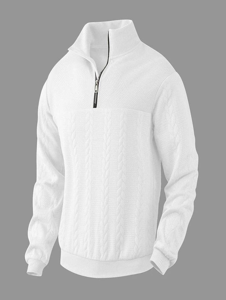 Caldo maglione uomo con mezza zip e collo alto a treccia, ideale per l'eleganza quotidiana.