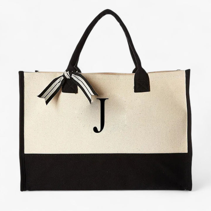 Borsa tote da donna in beige e nero. Grande e personalizzabile con iniziale per accessorio moda unico.