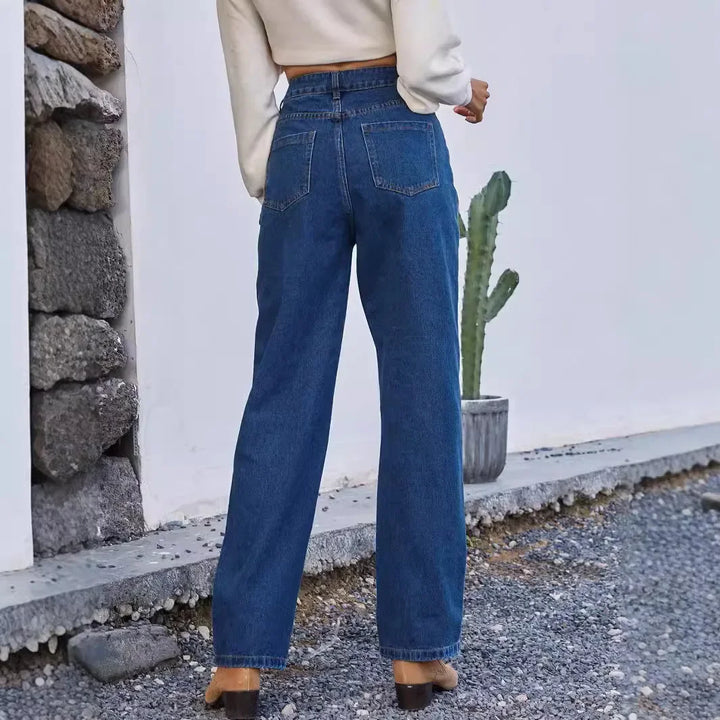 Pantaloni jeans Mom blu scuro a vita alta da donna, comodi e di tendenza. Ideali per abbigliamento femminile casual.