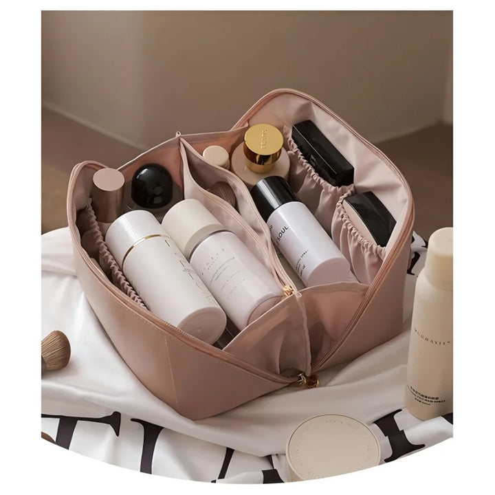 Elegante beauty case donna con manico, regalo perfetto per organizzare trucchi, portatrucchi e cosmetici da viaggio.