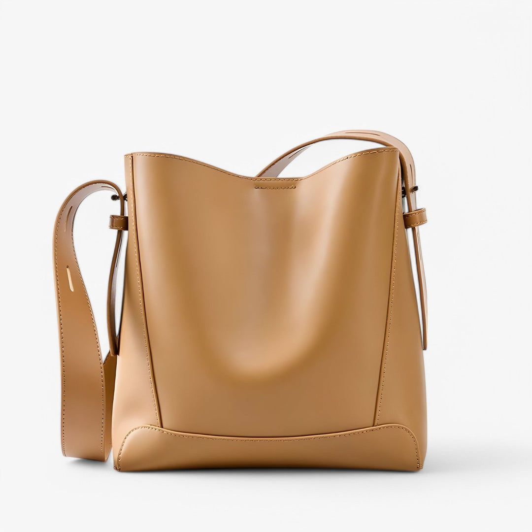 Borsa tote grande da donna marrone, ideale per stile quotidiano ed eleganza.