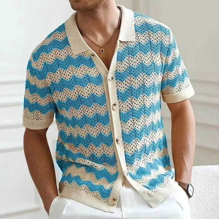 Camicia uomo all'uncinetto, maniche corte, stile estivo fresco e casual per le tue vacanze al mare.