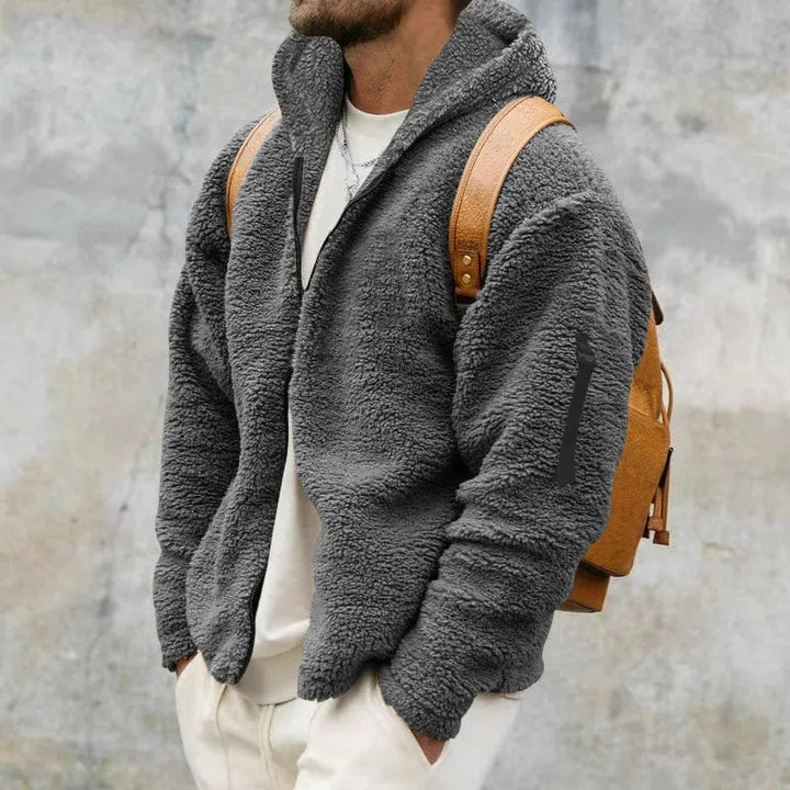 Abbigliamento casual: giacca uomo invernale beige, con cappuccio, per massimo calore.