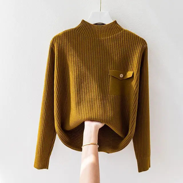 Maglione donna elegante a collo alto in maglia a coste, perfetto per l'inverno e look casual chic.