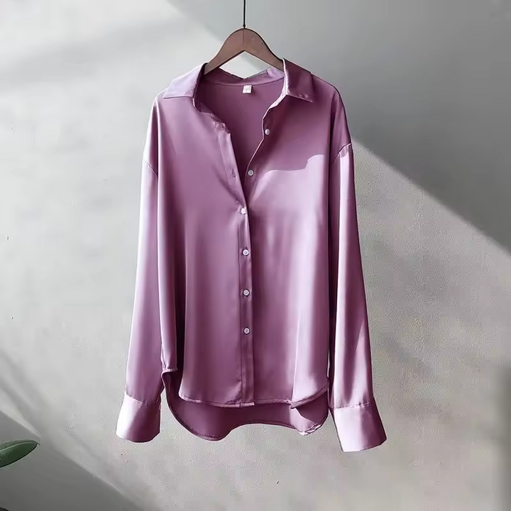 Blusa satinata donna elegante a maniche lunghe con colletto, perfetta per outfit da ufficio o casual chic.