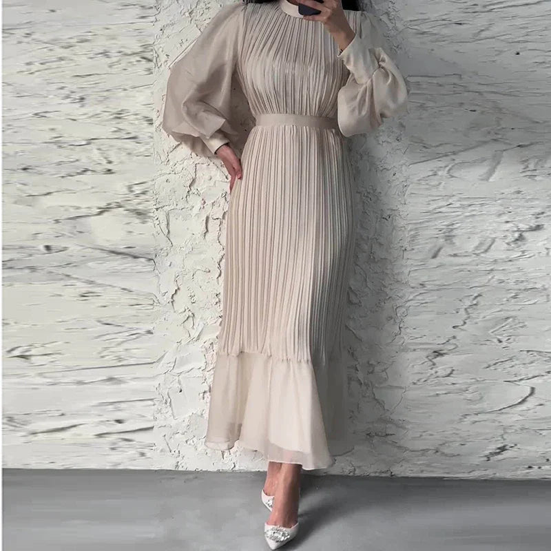 Nuova collezione: vestito donna midi plissettato, abito elegante per eventi e occasioni speciali. Stile raffinato.