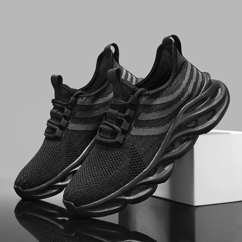 Scarpe da corsa uomo, leggere e traspiranti, con suola StickTread per grip eccellente.