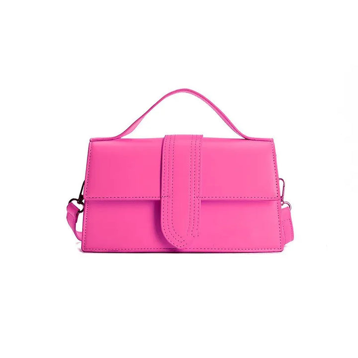 Borsa a tracolla donna con patta vivace multicolore, accessorio moda elegante e comodo per l'uso giornaliero.